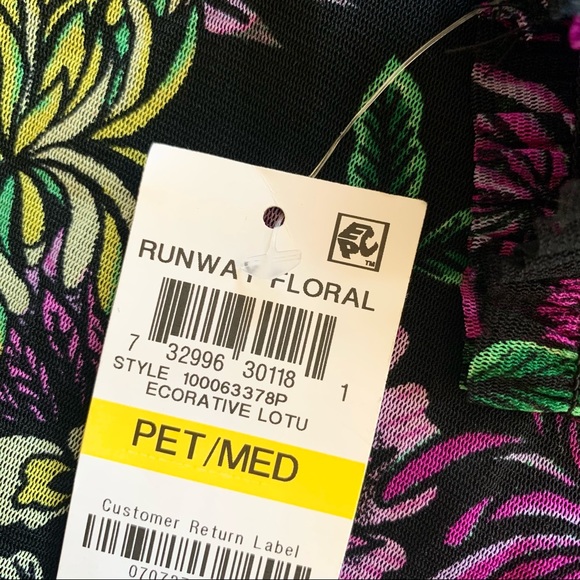 🌸New🌸 Floral Cold Shoulder Blouse Top INC Sz PM - Picture 3 of 6